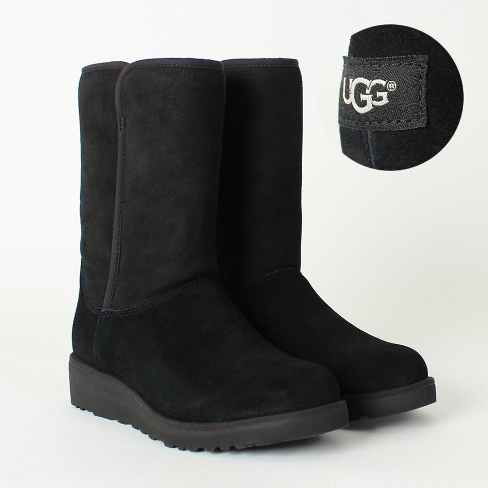 NWT - UGG Amie Women's Boots - Black🖤☃️